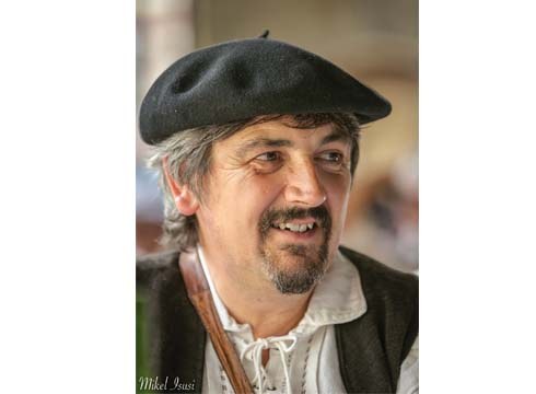 [BIDEOA] Euskal Herriko mito, ohitura eta errituak Illunabarrian