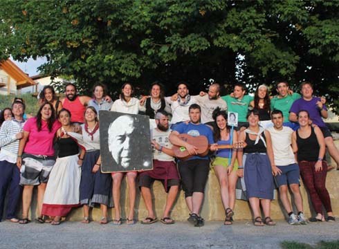 Euskal udalekuetarako diru-bilketa  dago abian itsulapikoa.eus-en