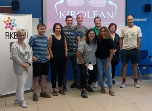 ‘Euskara kirolean’ saioan parte hartu dute herriko kirol klubetako zuzendaritzako kideek