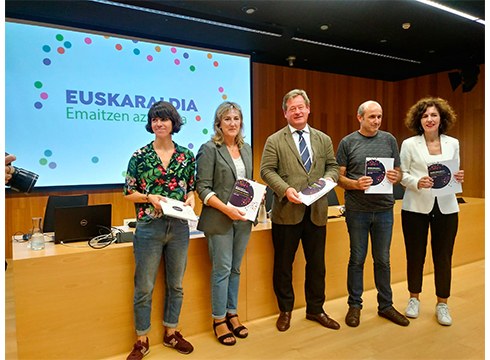 Euskaraldiak hizkuntza jokaerak nabarmen astindu zituela dio Soziolinguistika Klusterraren ikerketak