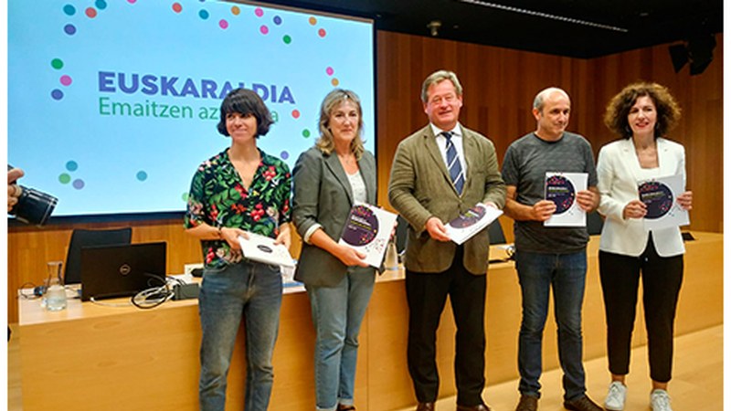 Euskaraldiak hizkuntza jokaerak nabarmen astindu zituela dio Soziolinguistika Klusterraren ikerketak