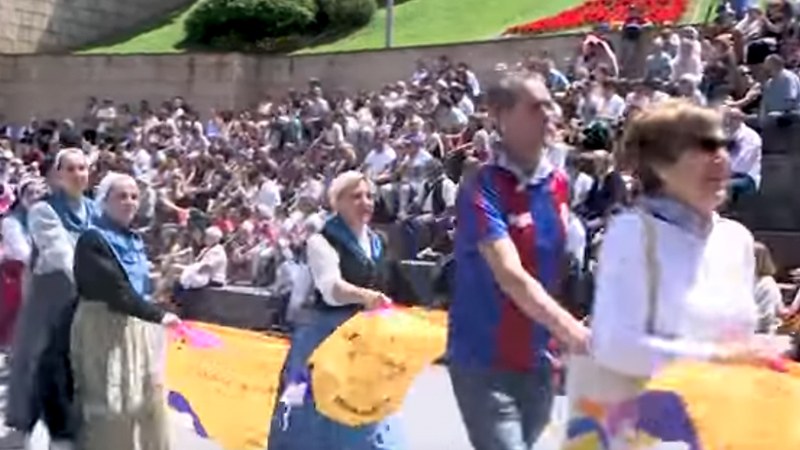 Euskaraldiaren laburpen bideoa egin du Eibarren AKEBAIk