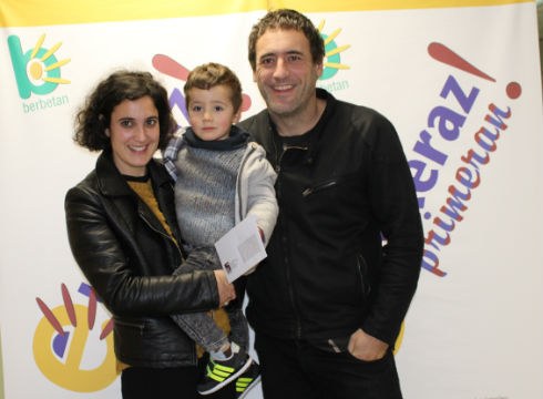 Euskararen aldeko konpromisoak saria du