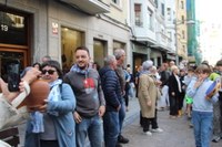 Euskararen aldeko olatua irudikatuta, eskurik esku joan da gantxilla Urkizutik Untzagara