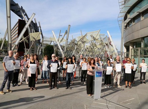 Euskararen aurkako oldarraldi judizialaren kontra, manifestaziora deitu du euskalgintzak azaroaren 4rako