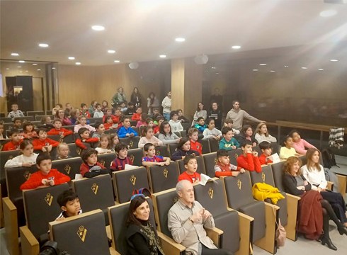 Euskararen Baloia ekimenaren edizio berria abiatu da gaur Ipuruan, Elgoibarko ikastolako ikasleekin