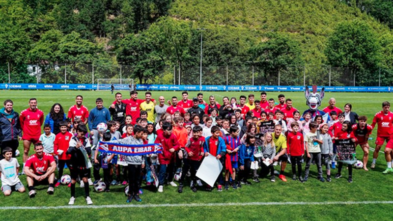 Euskararen Baloia kanpaina amaitu da sari banaketarekin