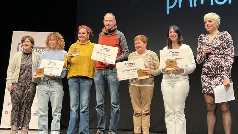 Euskararen erabilera handitzeko lana saritu zen atzoko Merkataritza Galan