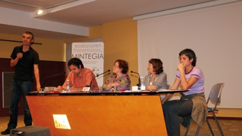 Euskararen Transmisiorako III. Mintegirako izen-ematea zabalik