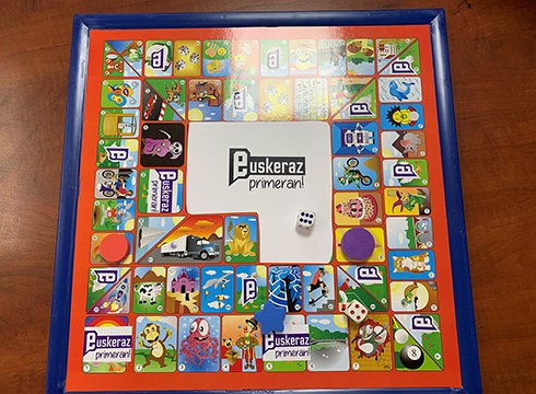 Euskeraz Primeran! antzara-jokoarekin joango da ...eta kitto! udako merkealdien azokara