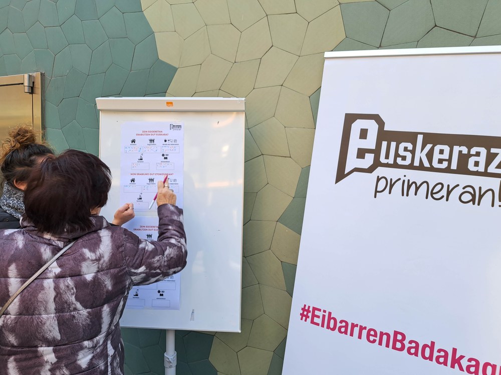 Euskeraz primeran! merkealdien azokan izango da bihartik aurrera