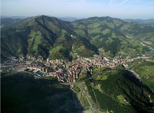 Eusko Jaurlaritzak osasun-alerta kendu du, "zonaldeko airearen kalitatea hobetu ostean"