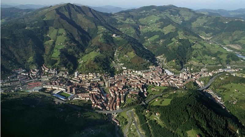 Eusko Jaurlaritzak osasun-alerta kendu du, "zonaldeko airearen kalitatea hobetu ostean"