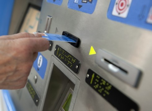 Euskotrenek gutxieneko zerbitzuak eskainiko ditu greba egunean