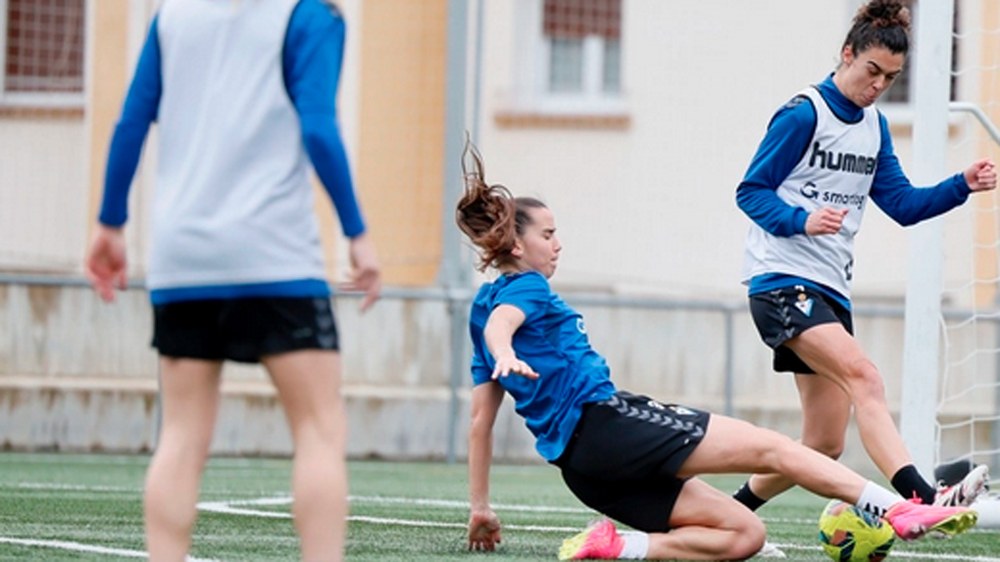 F Ligako SD Eibar gaur hasiko da domekako derbia prestatzen