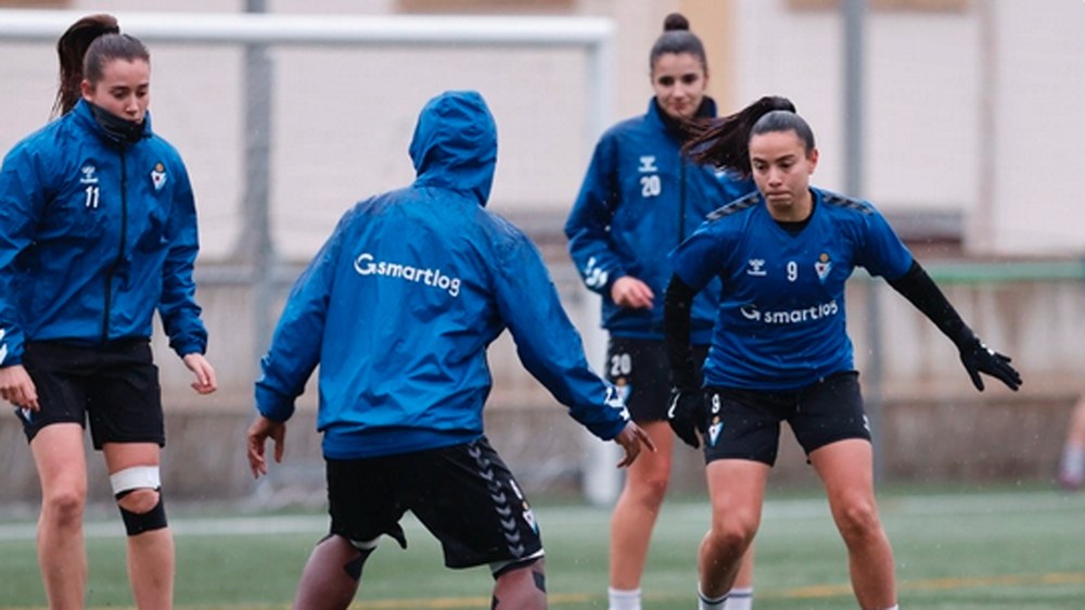F Ligako SD Eibar gaur hasiko da Levante Badalonaren aurkako partidua prestatzen