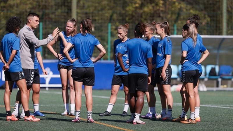 F Ligako SD Eibar gaur hasiko da Levanteren aurkakoa prestatzen
