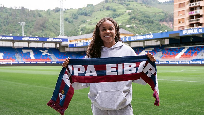 F Ligako SD Eibar taldeak hainbat fitxaketa egin ditu 26/27 denboraldiari begira