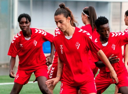 F Ligako SD Eibar taldeak puntu garrantzitsuak izango ditu jokoan zapatuan Ipuruan