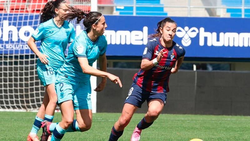 F Ligako Villarreal-Eibar partidurako bi lan-saio geratzen zaizkie eibartarrei