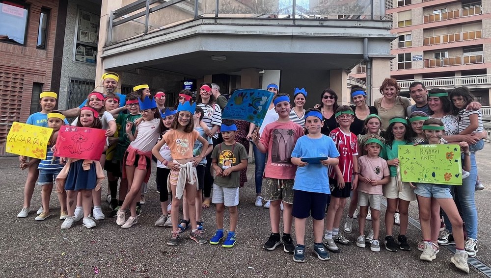 Familien arteko Altxorraren Bila antolatuko du ...eta kitto!-k maiatzean