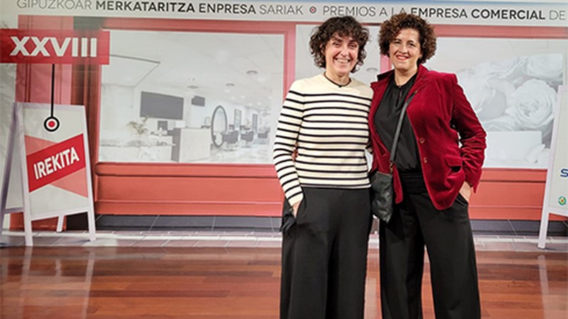 Farmalur/Farmacook-ek Gipuzkoako enpresa nabarmenen saria jaso du, bezeroek hala aukeratuta