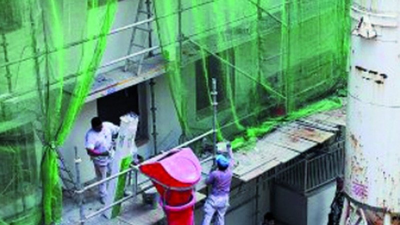 Fatxadak berriztatzeko eta igogailuak jartzeko dirulaguntzak eskatzeko epea zabaldu du Udalak