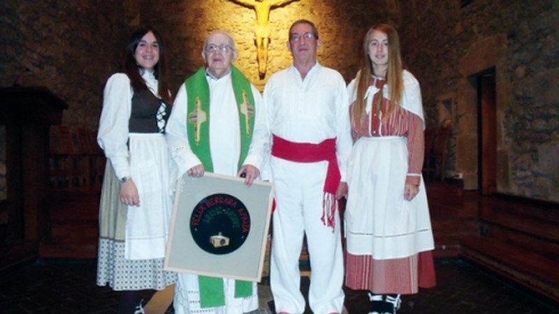 Felix Bergara Azitaingo parrokoa hil da