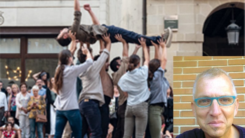 FERNANDO SAENZ DE UGARTE (DANTZAZ konpainia): “Milaka errefuxiaturen erakusleihoa da Basoa”