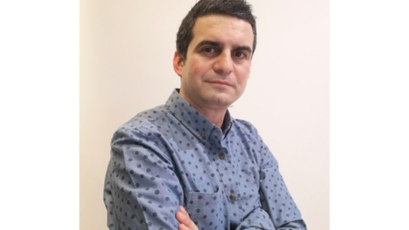 Fernando Solana (argazkilaria): “Kalean jendeari ateratako argazkiek osatzen dute nire lehenengo banakako erakusketa”