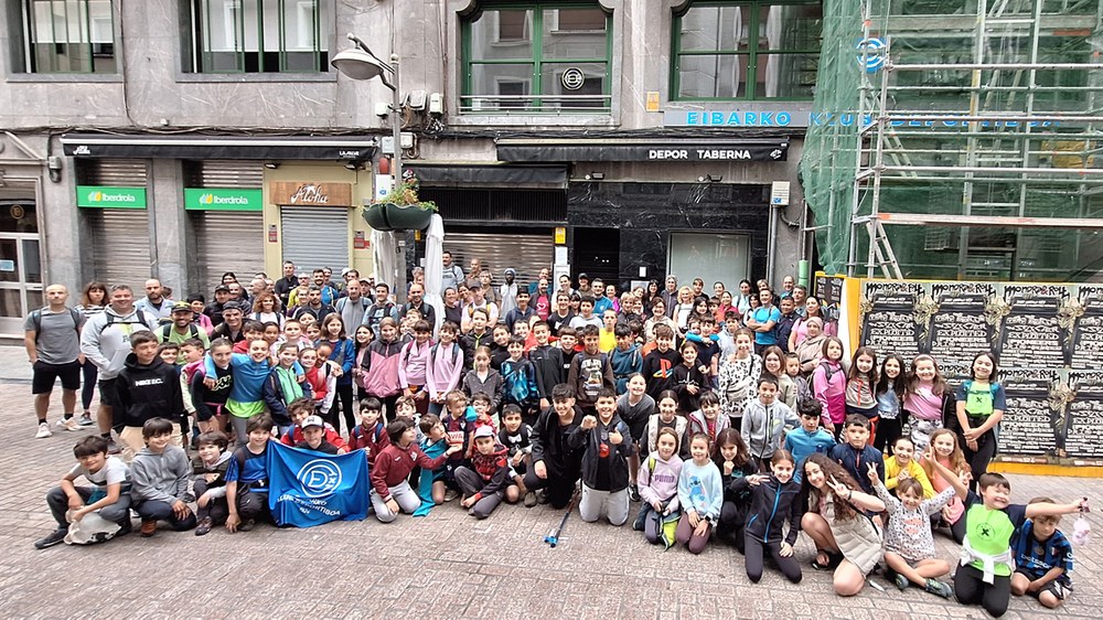 Finalista Eguneko domina banaketarekin itxiera borobila eman diote ikasturteari