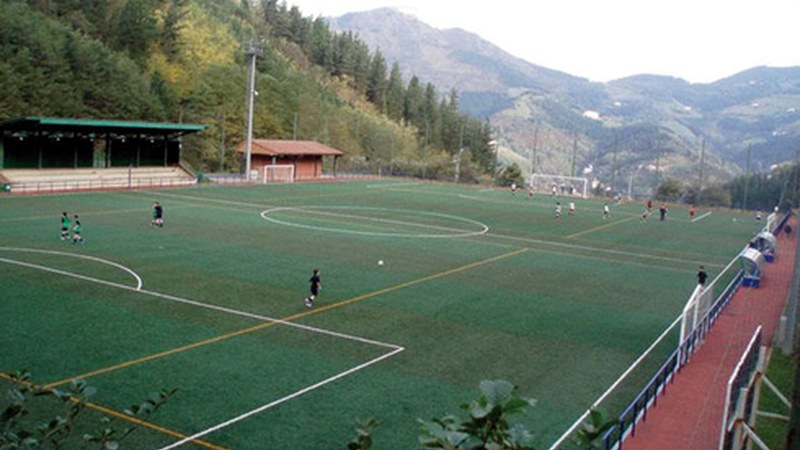 Futbol-zaletuen liga txapelketa Xania eta Malaperen artean dago