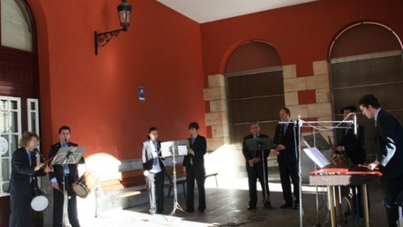 Gabon kontzertu bana eman zuten atzo Usartzako txistulariek eta Sostoak