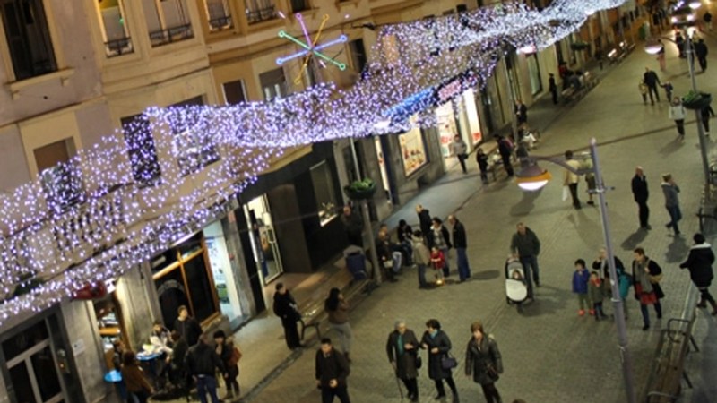 Gabonetako argiak piztu dituzte