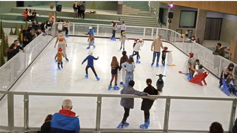 Aurten bai, Gabonetako parkea, izotz-pista eta barrakak izango dituzte etxeko txikienek