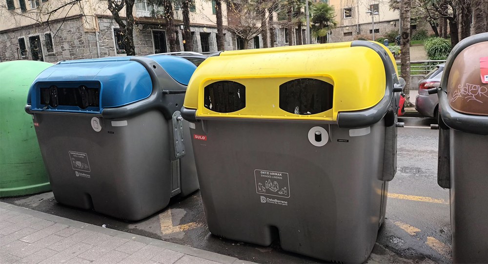 Gaikako bilketaren datuak hobetu dira edukiontzi urdin eta hori berriak jarri zirenetik