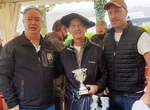 Gaizki-ulertu batek txapelik gabe laga zuen Dianako Iñigo Gisasola ehiztaria Zambranan