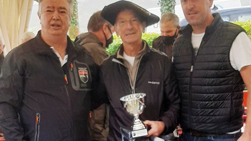 Gaizki-ulertu batek txapelik gabe laga zuen Dianako Iñigo Gisasola ehiztaria Zambranan