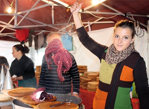 Galiziako usain eta doinuez betetako asteburua antolatu du As Burgas Galiziako Etxeak