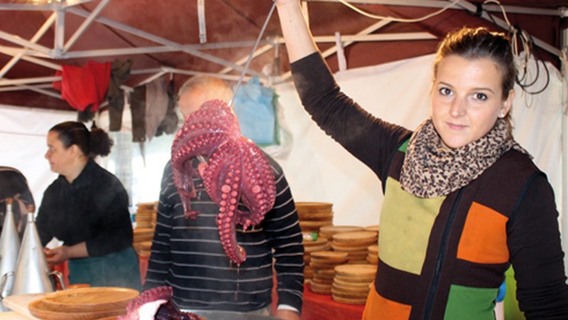 Galiziako usain eta doinuez betetako asteburua antolatu du As Burgas Galiziako Etxeak