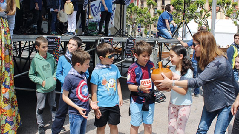 Gantxilla- apaingarriak egiteko tailerrak ...eta kitto!-n