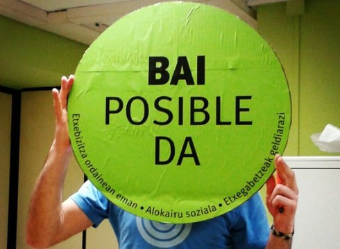 Gaur 12.00etan elkarretaratzea egingo da Kutxabank-en parean