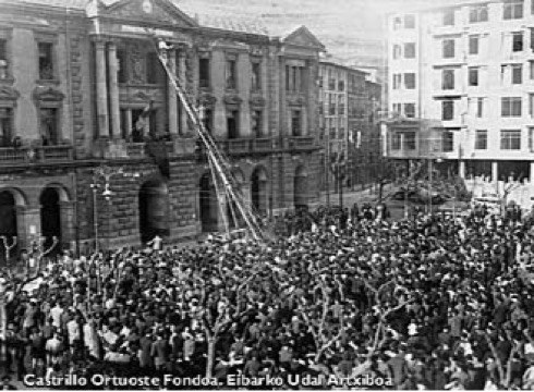 Gaur 86 urte II. Errepublika aldarrikatzen lehen herria izan zen Eibar