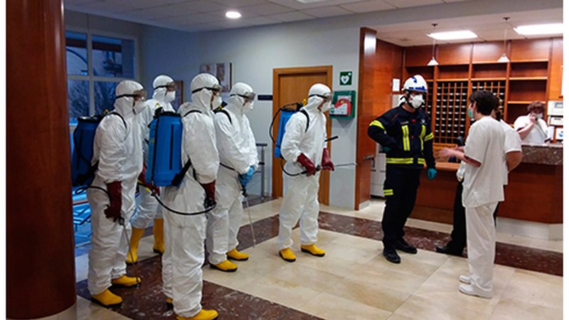 Gaur arratsaldean desinfektatuko dituzte Eibarko zaharren egoitzak