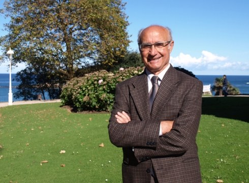 Gaur arratsaldean jasoko du Antonio Cancelok Gure Balioak Saria