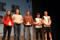 Gaur eguerdian banatu ditu 30. Eibarko Kirol Sariak ...eta kitto! astekariak