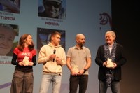 Gaur eguerdian banatu ditu 30. Eibarko Kirol Sariak ...eta kitto! astekariak