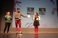 Gaur eguerdian banatu ditu 30. Eibarko Kirol Sariak ...eta kitto! astekariak