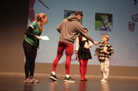 Gaur eguerdian banatu ditu 30. Eibarko Kirol Sariak ...eta kitto! astekariak