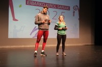 Gaur eguerdian banatu ditu 30. Eibarko Kirol Sariak ...eta kitto! astekariak